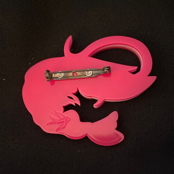 Sold Out-Erst Wilder Brian B Quaid Pink Shrimp Brooch Pin - Picture 2 of 5